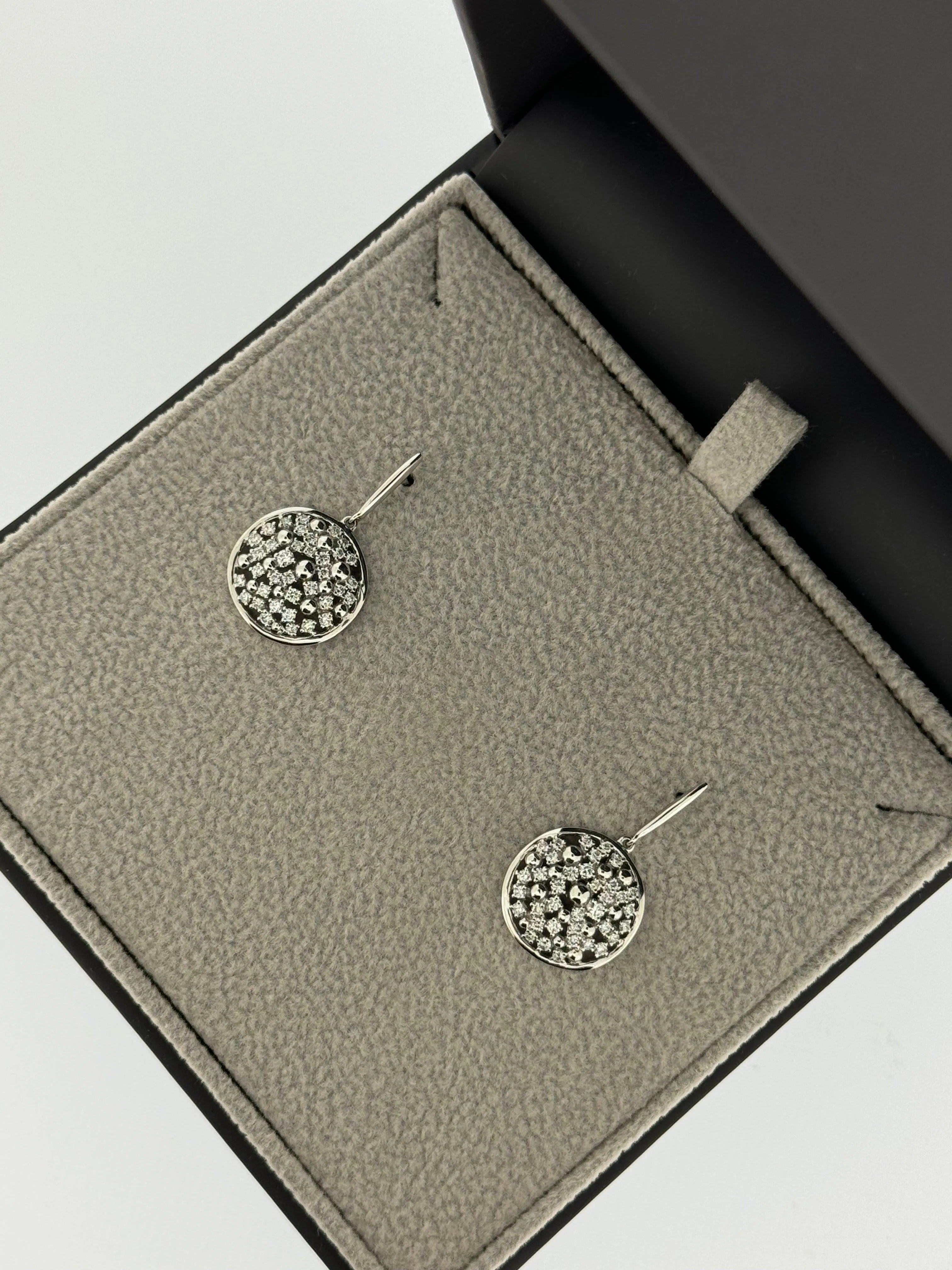 18ct White Gold Brilliant Cut 0.66ct Diamond Disc Earrings