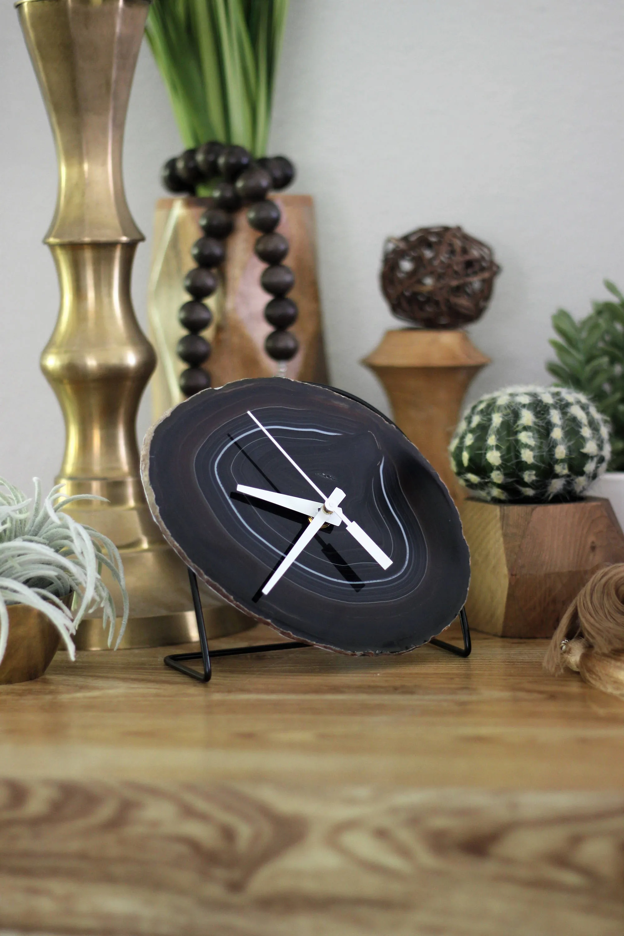 7" Black Agate Desk Clock