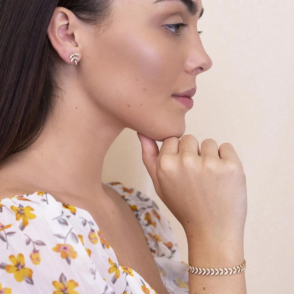 Achara Small Sparkling Leaf Stud Earrings