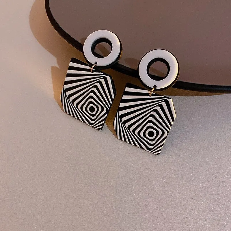 Artistic and Hypnotic Black And White Geometric Drop Earrings