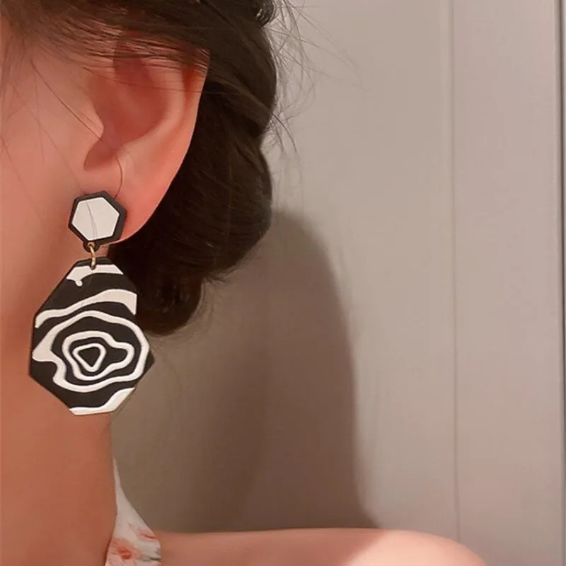 Artistic and Hypnotic Black And White Geometric Drop Earrings