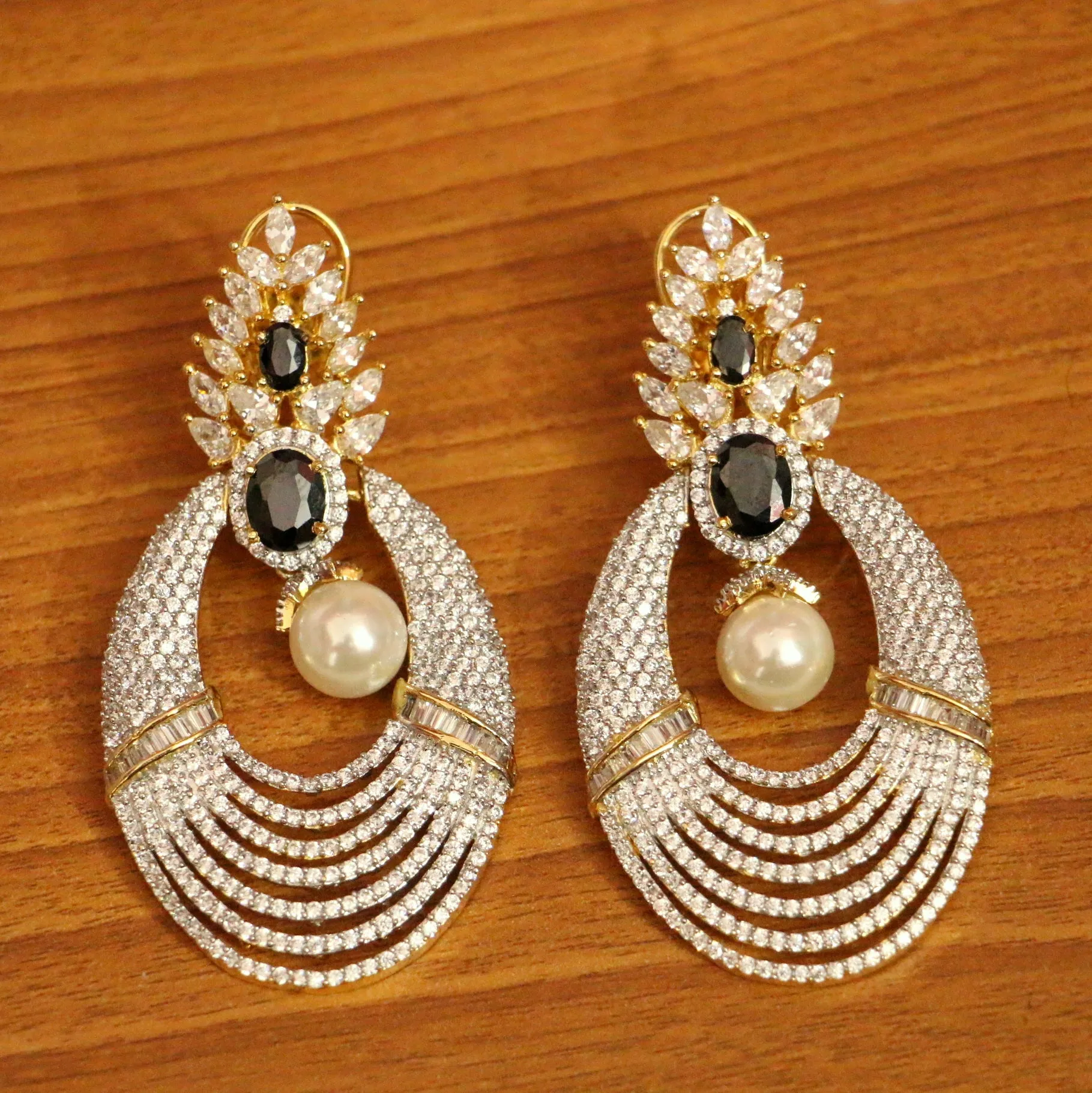 Black Diamond Look Pearl Danglers
