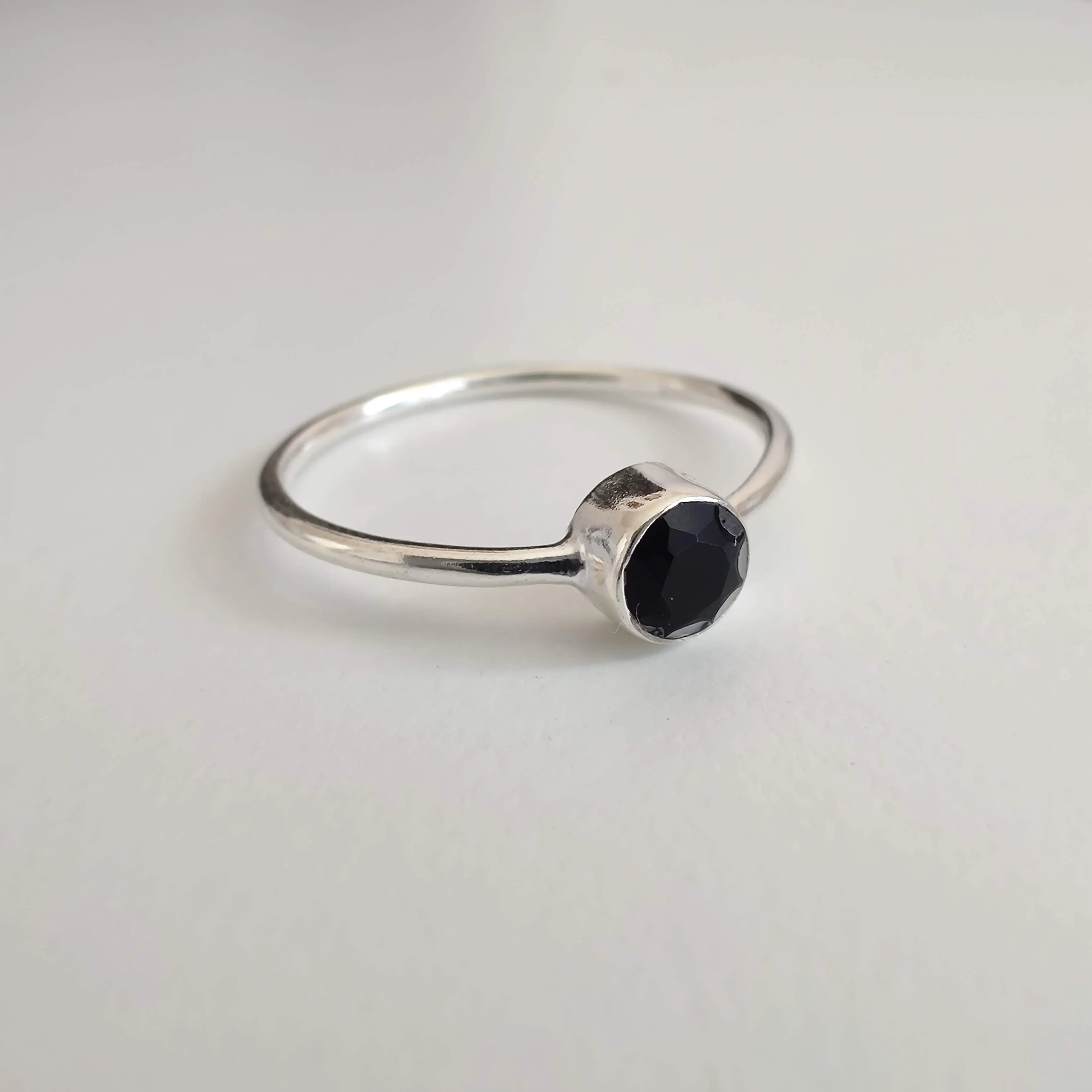Black Onyx Delicate 925 Sterling Silver Ring