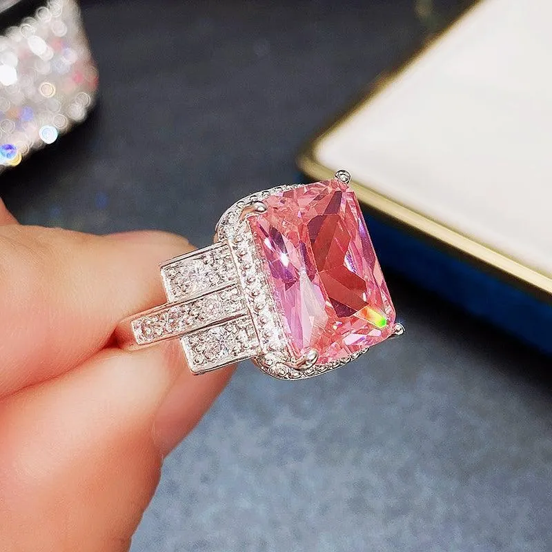 Brilliant High Quality AAA  Cubic Zirconia Delicate Anniversary Ring