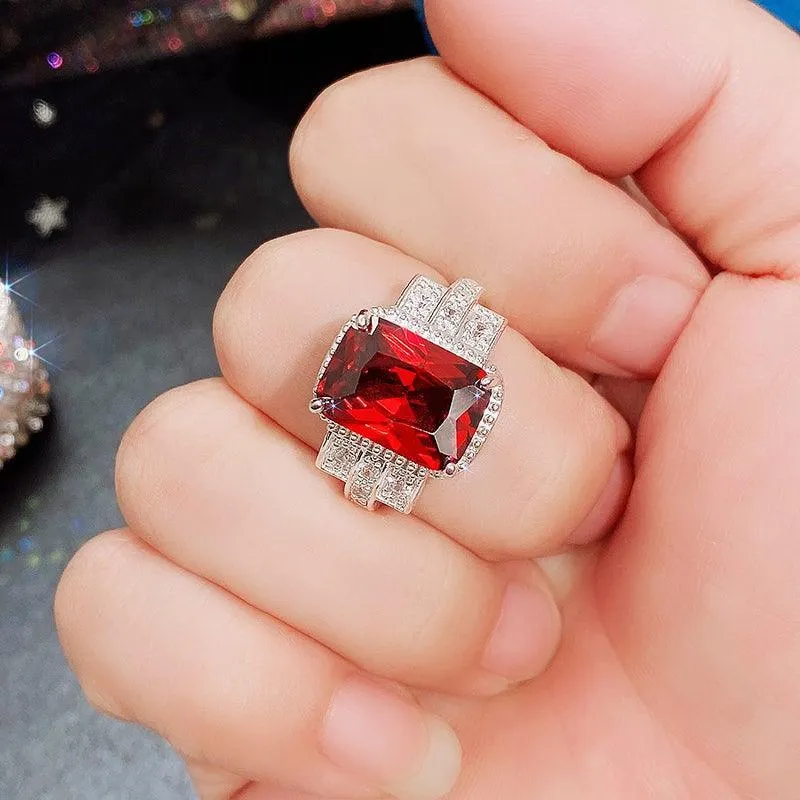 Brilliant High Quality AAA  Cubic Zirconia Delicate Anniversary Ring