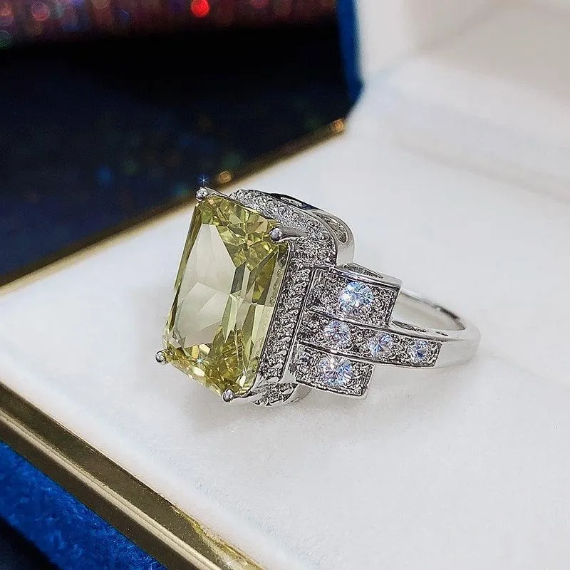 Brilliant High Quality AAA  Cubic Zirconia Delicate Anniversary Ring