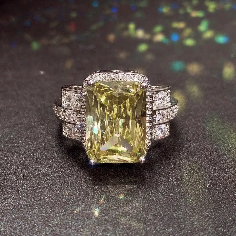 Brilliant High Quality AAA  Cubic Zirconia Delicate Anniversary Ring