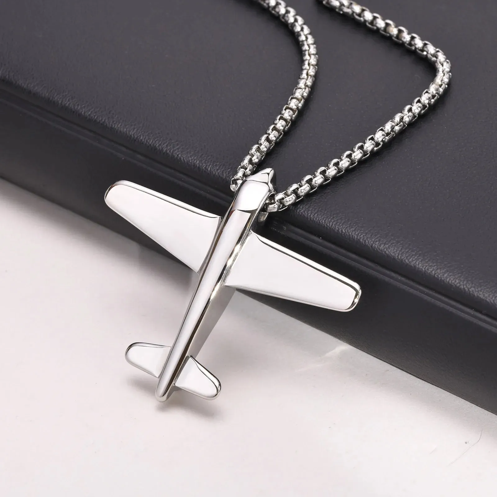 Cool Fashion Plane Pendant Necklaces for Men