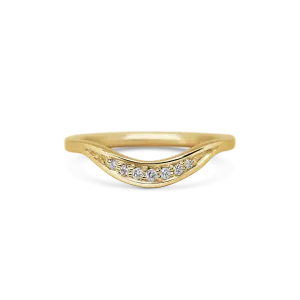 Curved Diamond Band