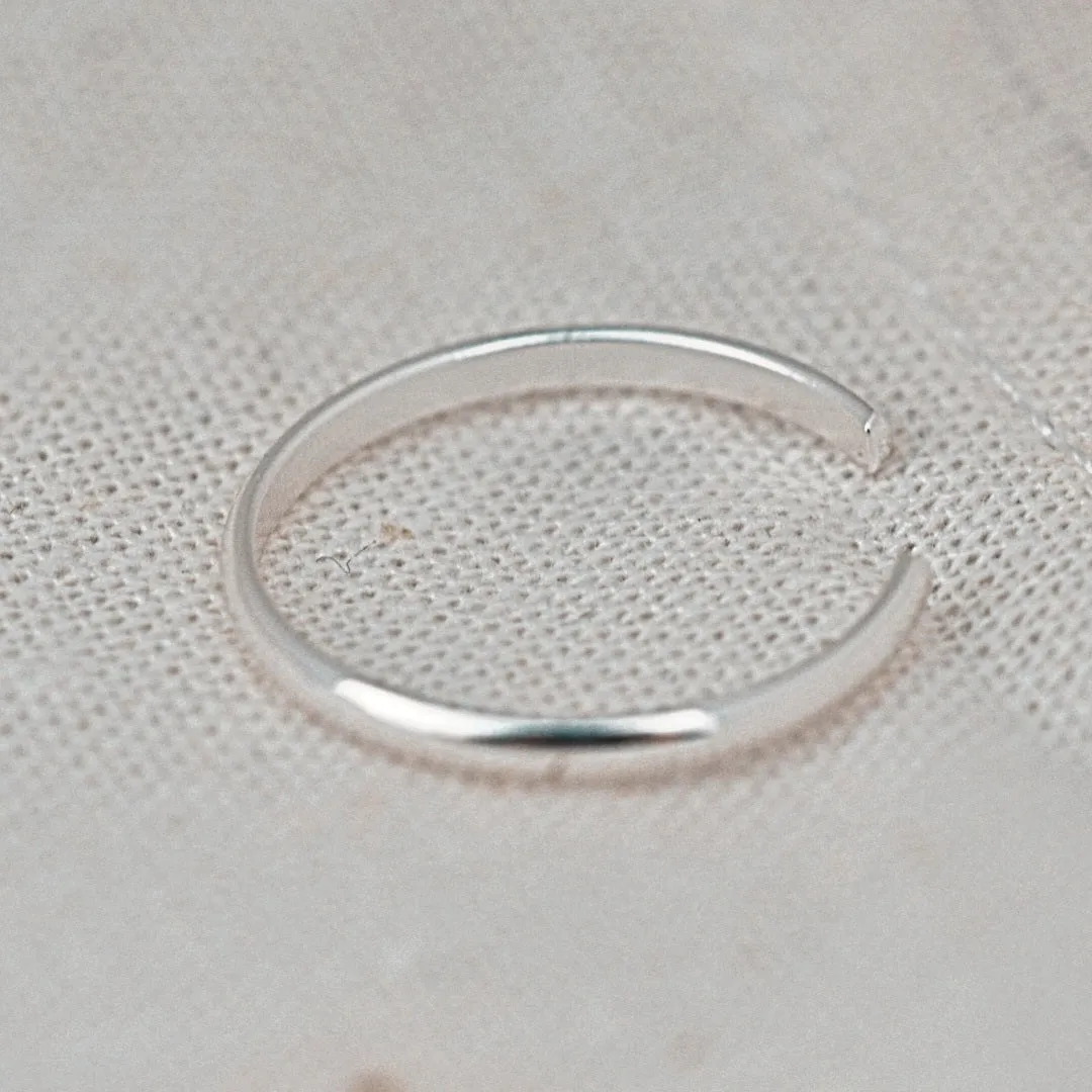 Delicate Aura Toe Ring