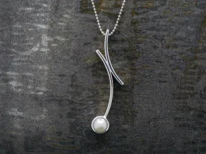 Double Arc Pendant w/ Pearl