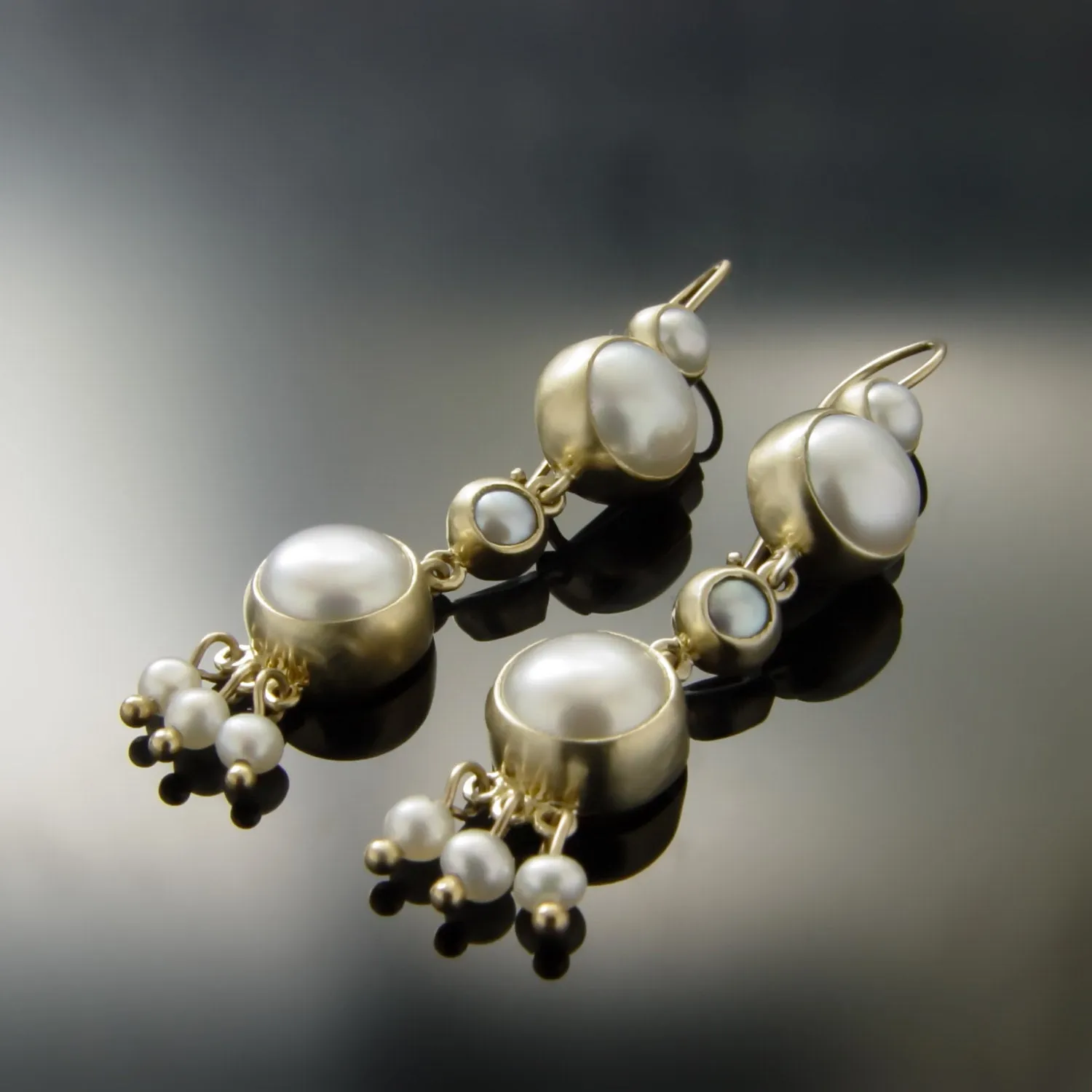EG0759D Gold Chandelier Earrings with Pearls