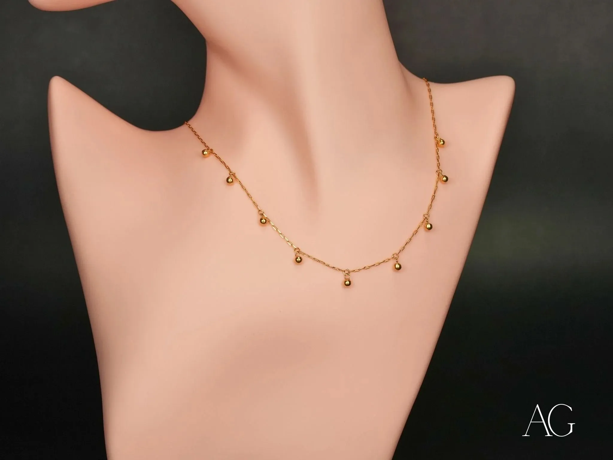 Elegant 18K Gold Beaded Necklace