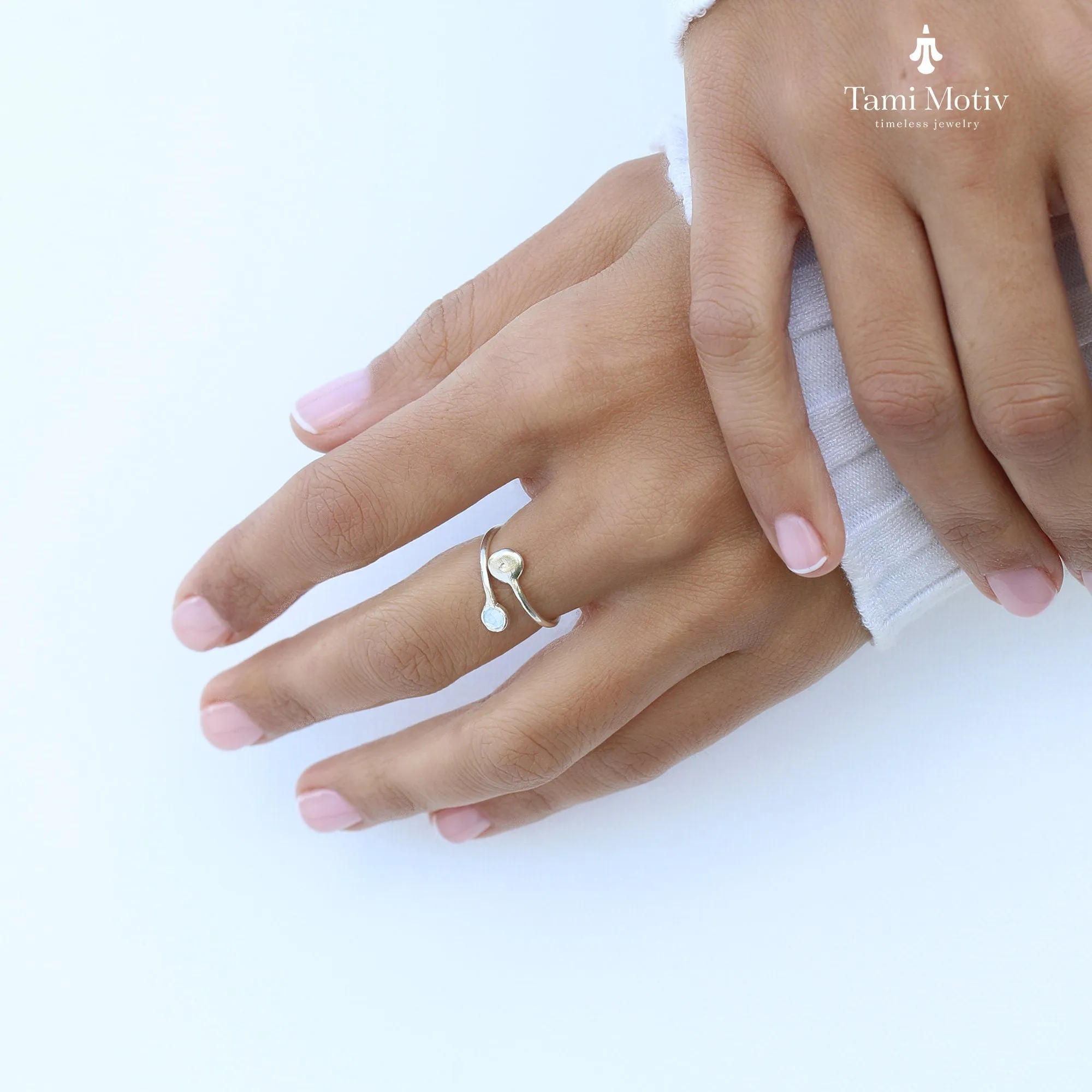 Elegant Aquamarine Silver Open Ring For Women