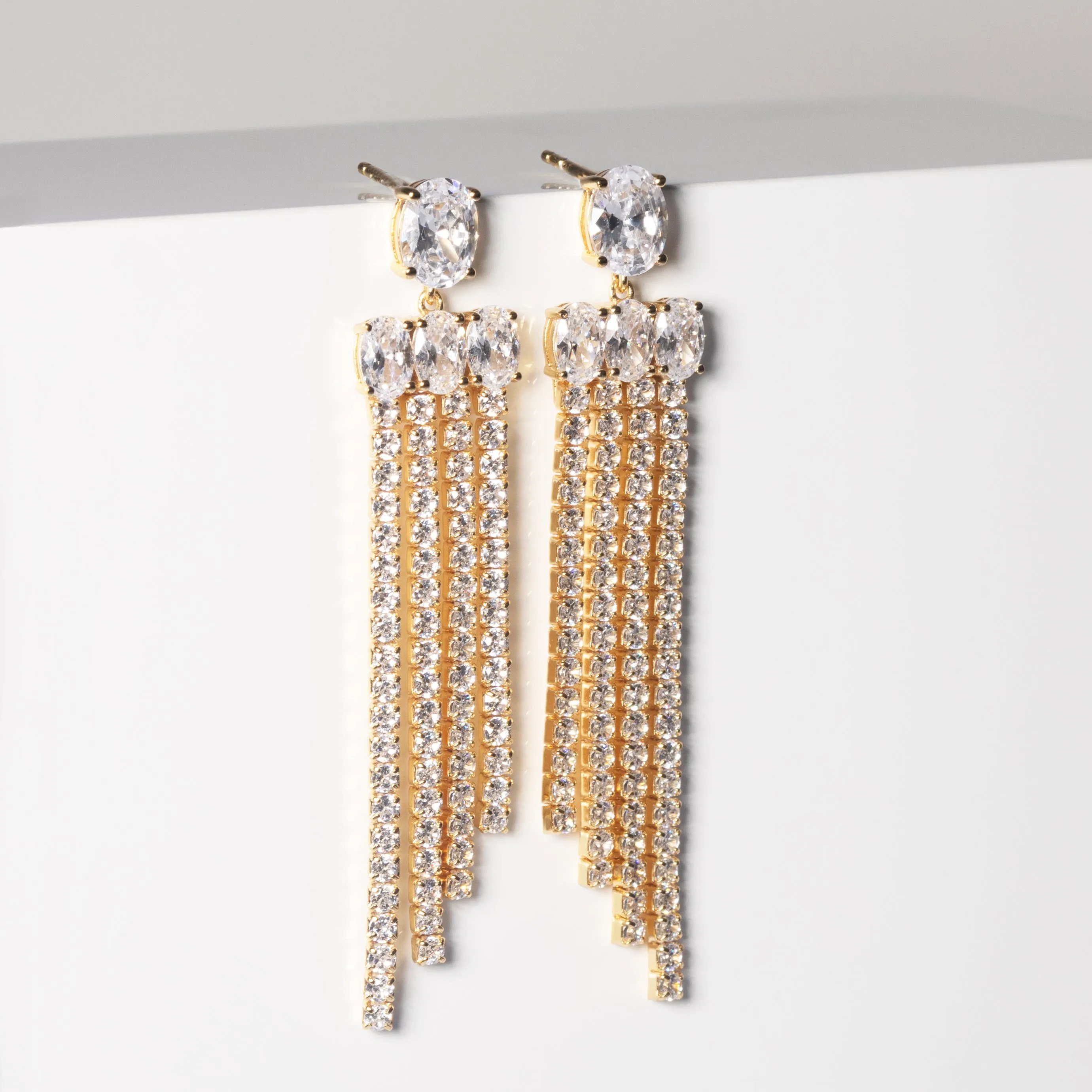 ELLISSE LUNGO PICCOLO EARRINGS