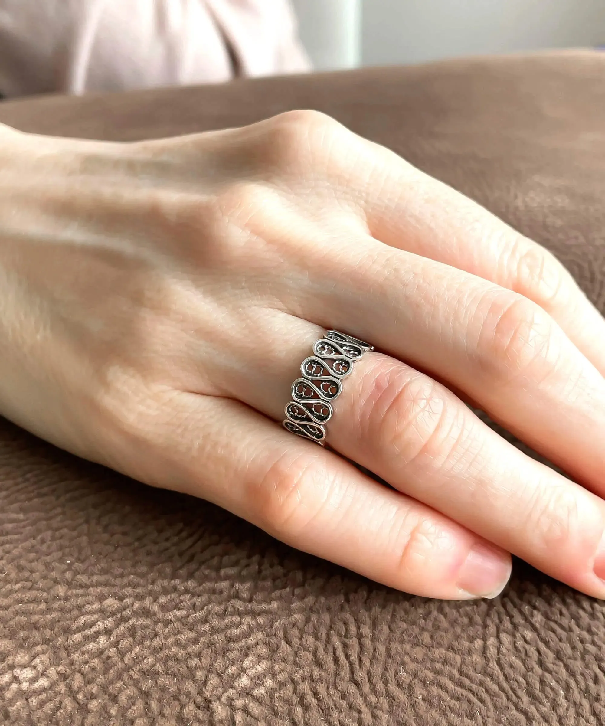 Filigree Art Sterling Silver Women Wavy Band Ring