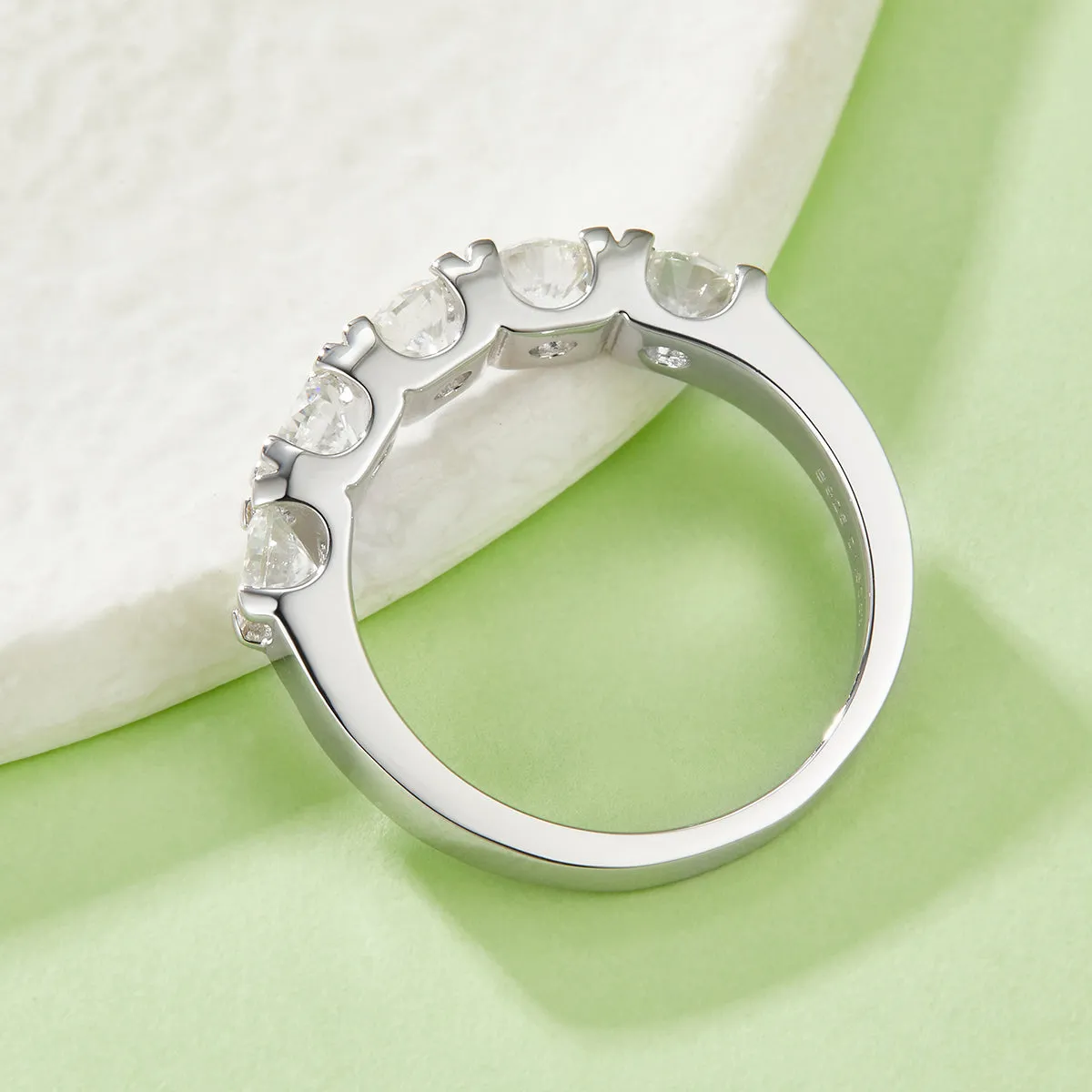 Five Delicate Round Moissanite Rings in S925 Silver-Plated Platinum