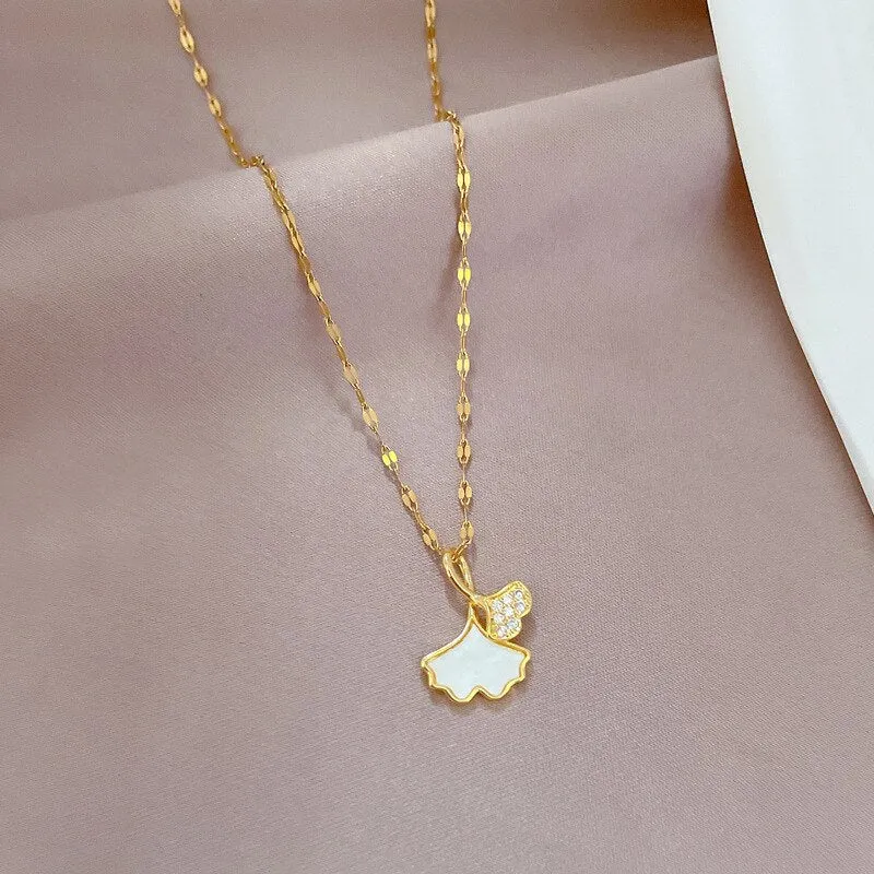 Gold Plated Ginkgo Leaf Flower Pendant Neckalce For Women