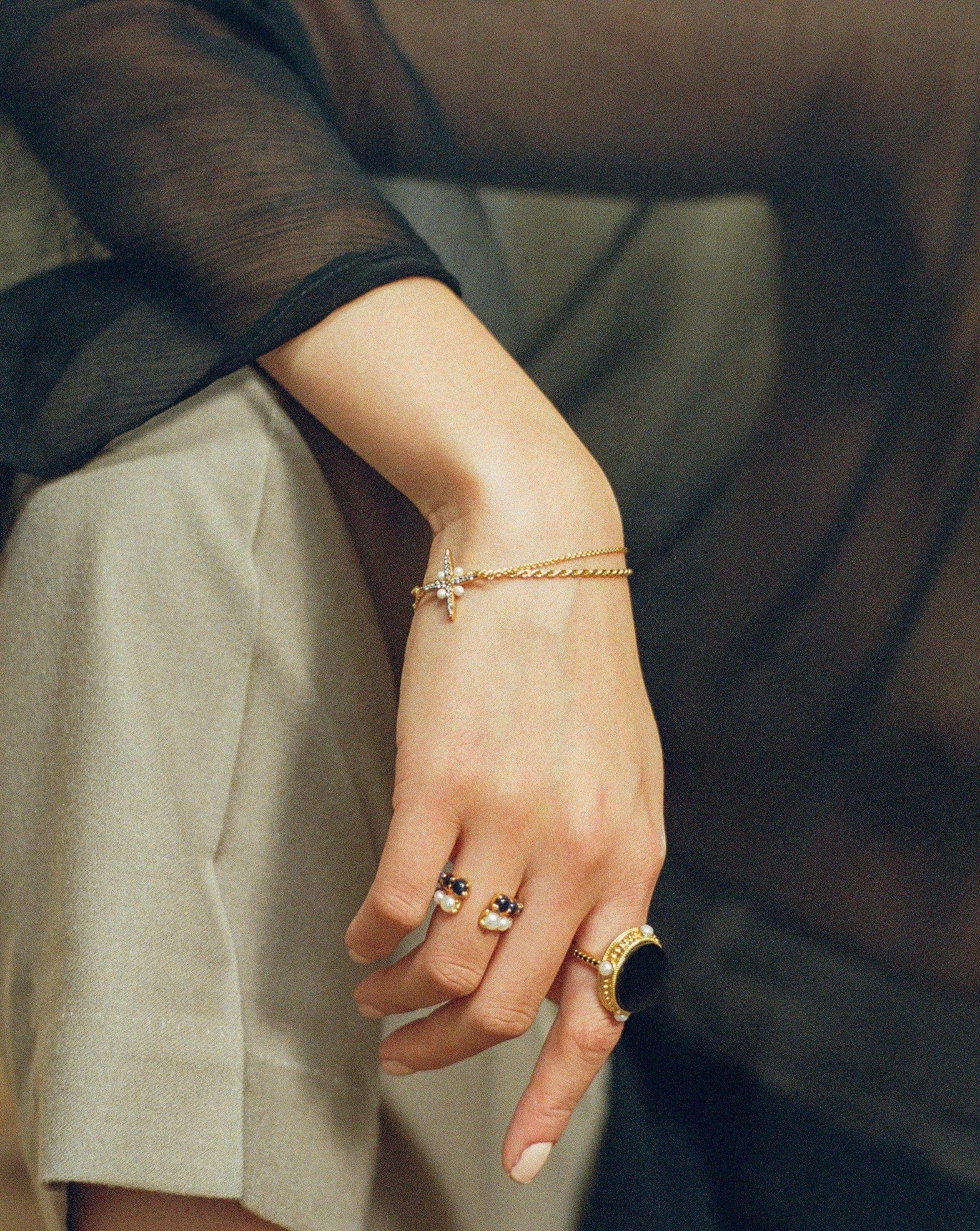Harris Reed Openness Ring | 18ct Gold Vermeil/Black Onyx