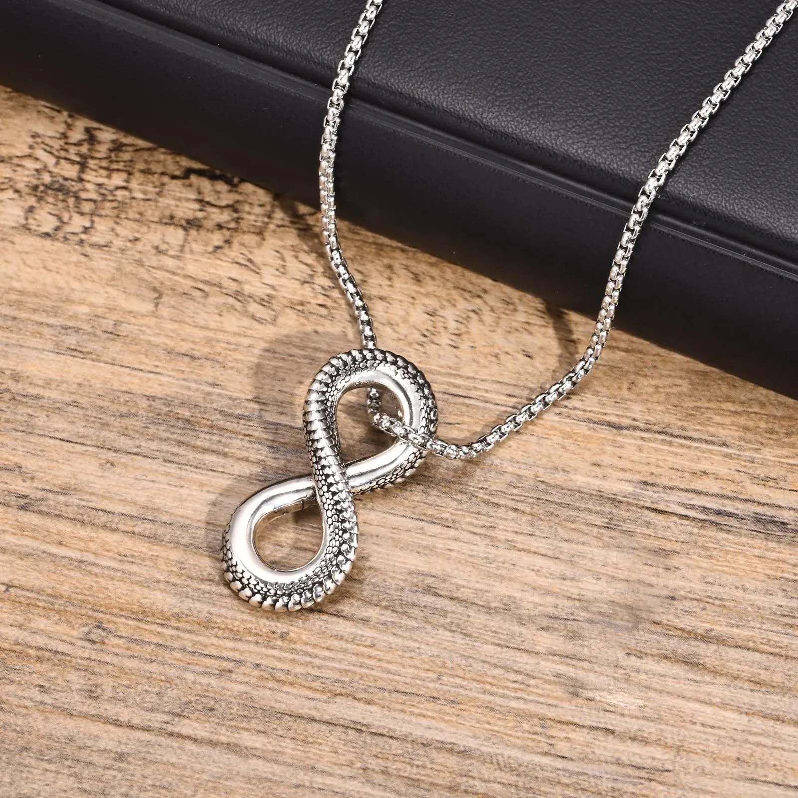 Infinite Symbol Snake Pattern Pendant Necklace for Men Boys