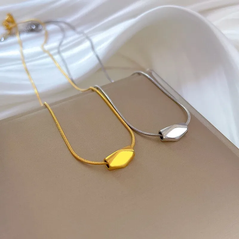 Irregular Geometric Pendant Necklace For Women