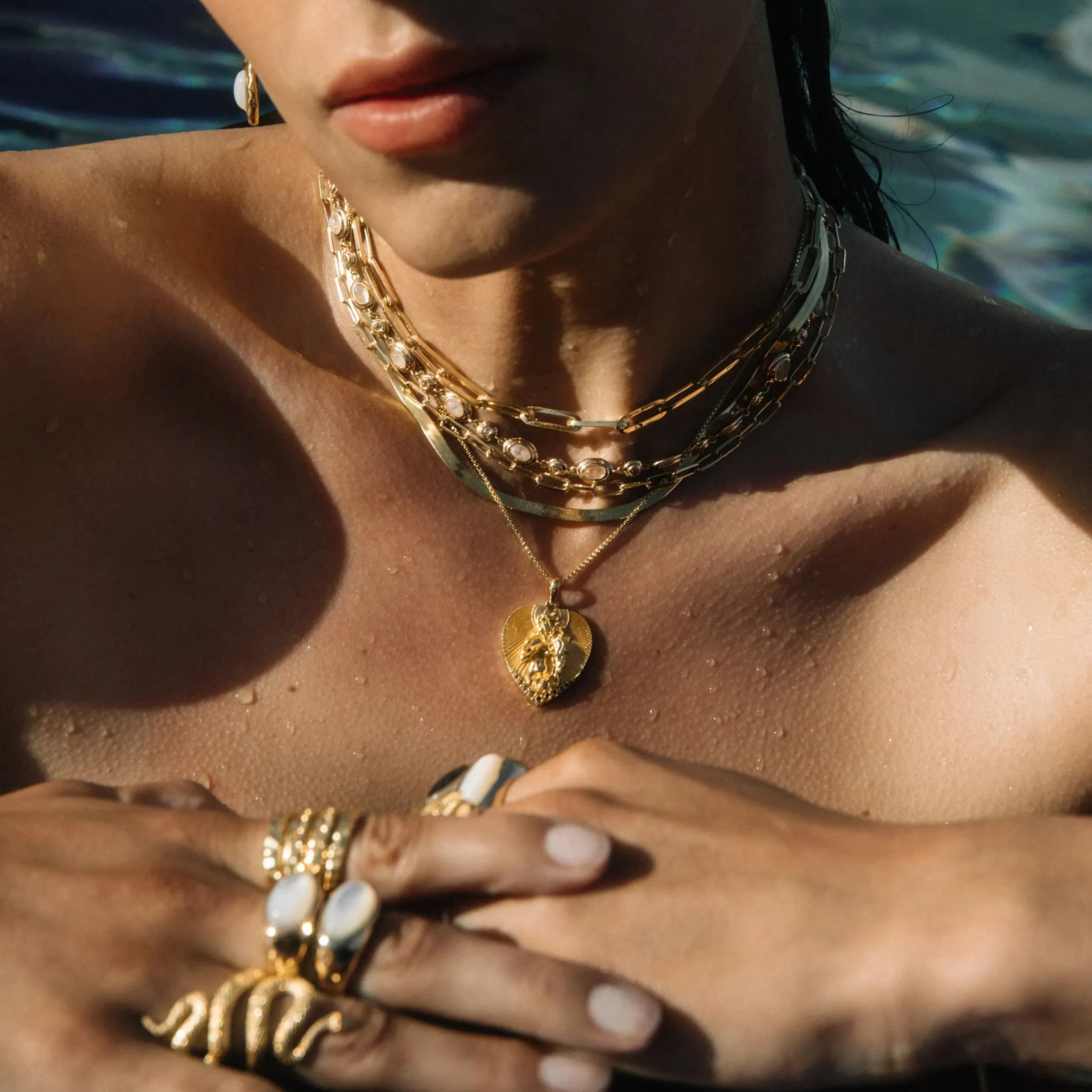 Lit From Within Necklace Set