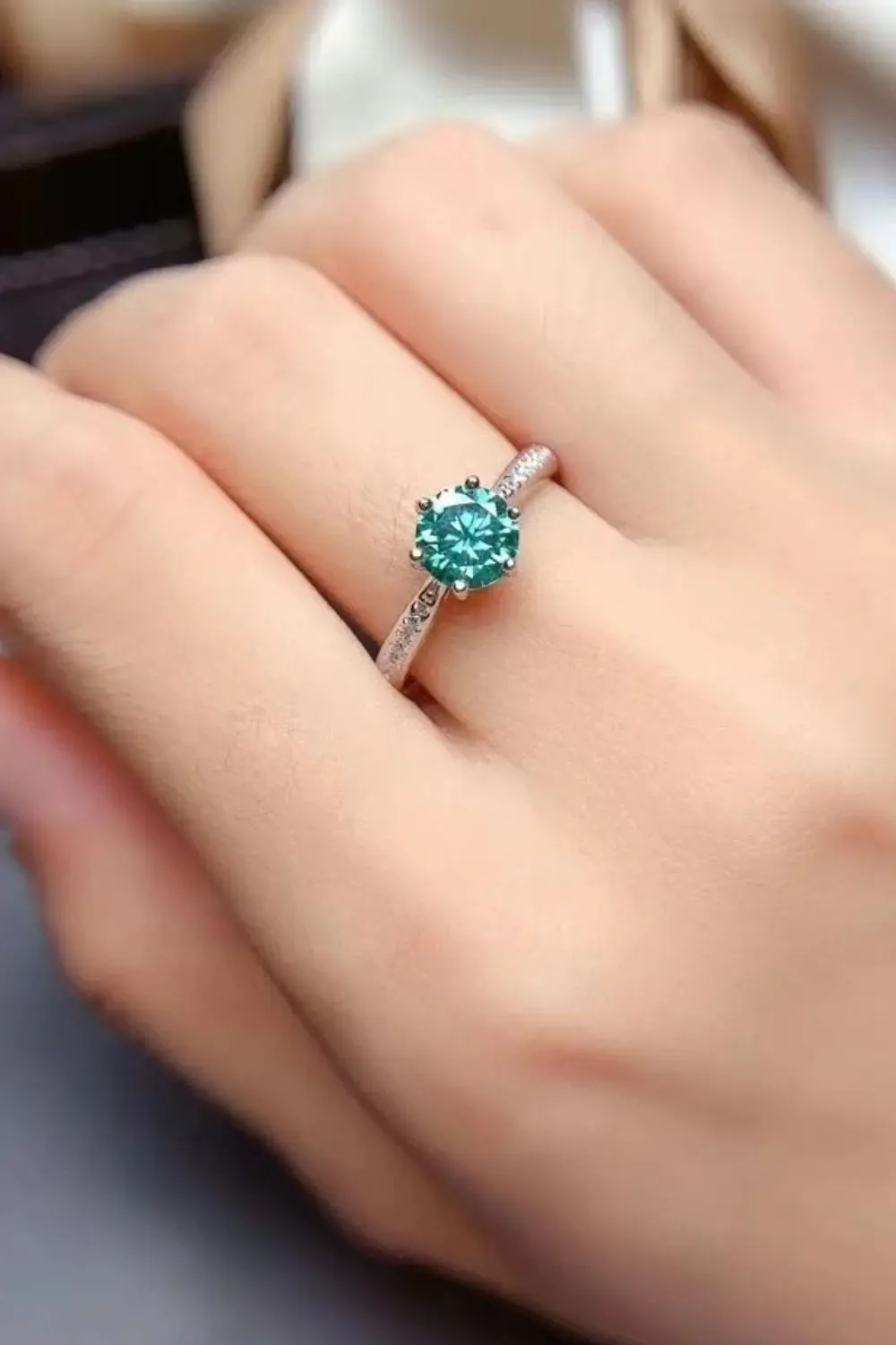 LOVCIA All For You 2 Carat Moissanite 925 Sterling Silver Ring