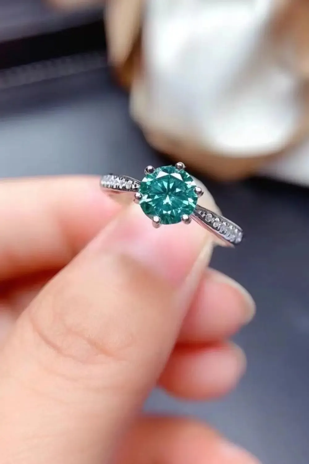 LOVCIA All For You 2 Carat Moissanite 925 Sterling Silver Ring
