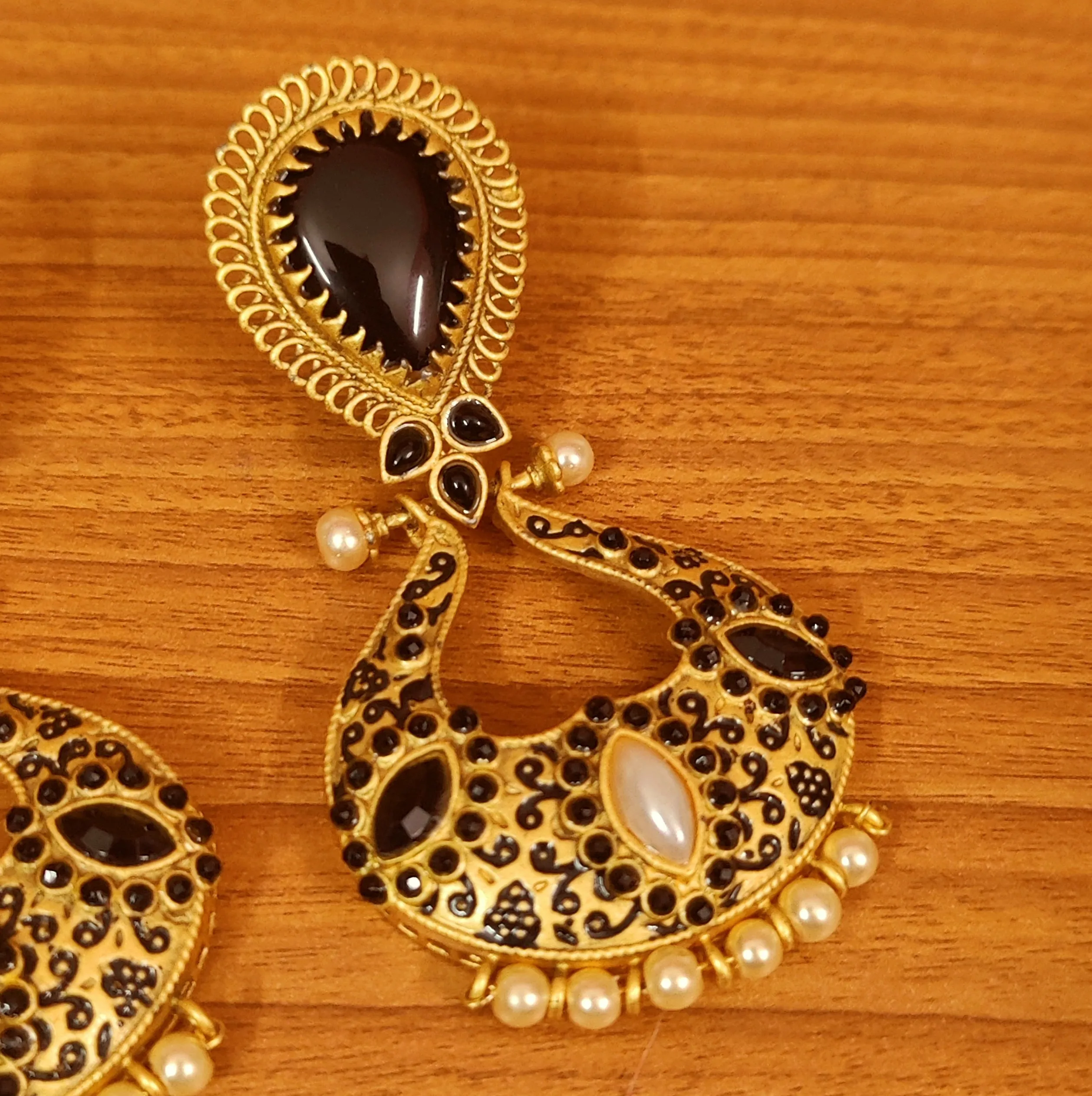 MATT GOLD BLACK POLKI & PEARL CHANDBALI EARRINGS