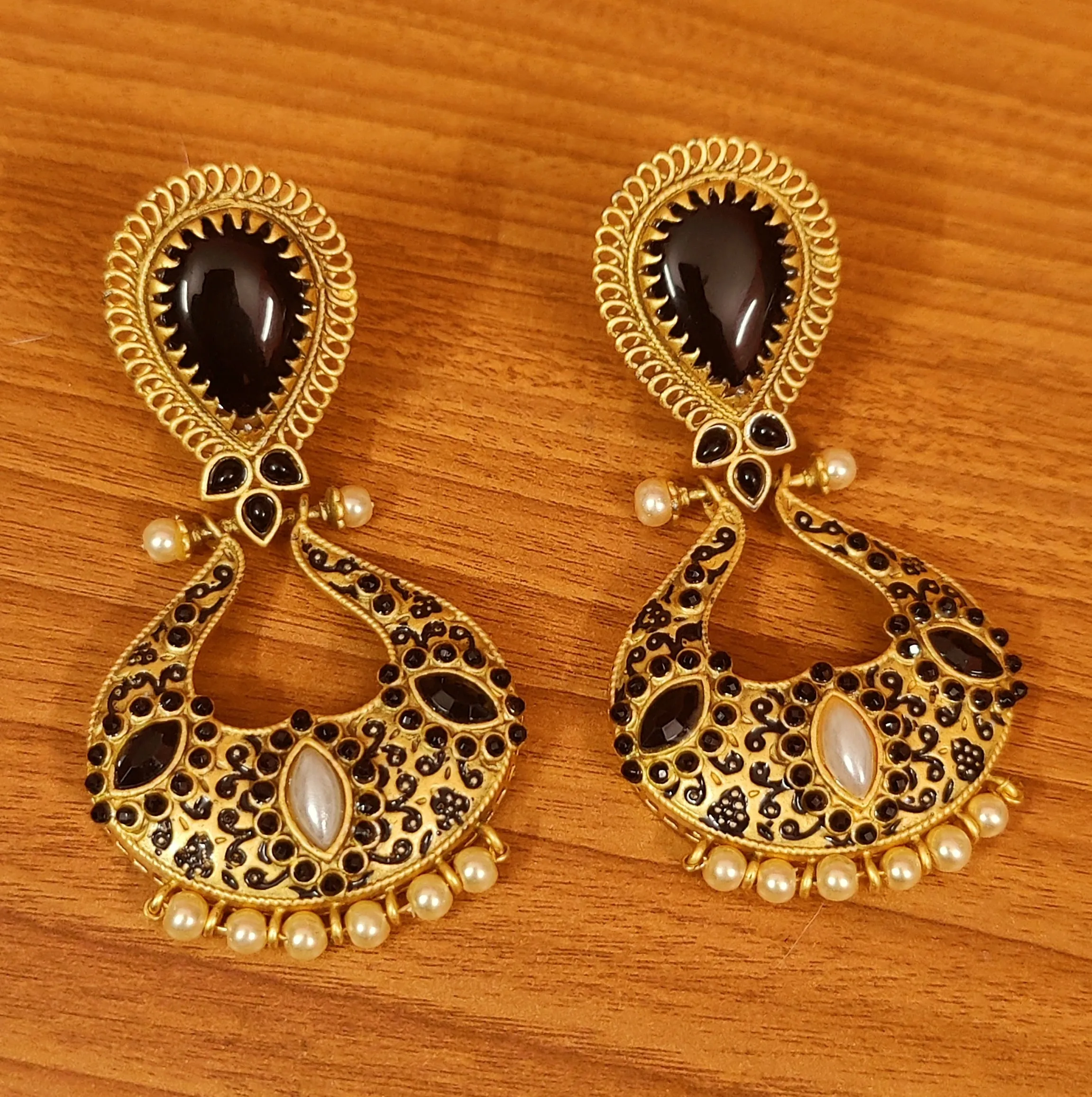 MATT GOLD BLACK POLKI & PEARL CHANDBALI EARRINGS