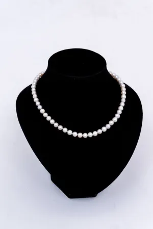Medium Round White Pearl Necklace