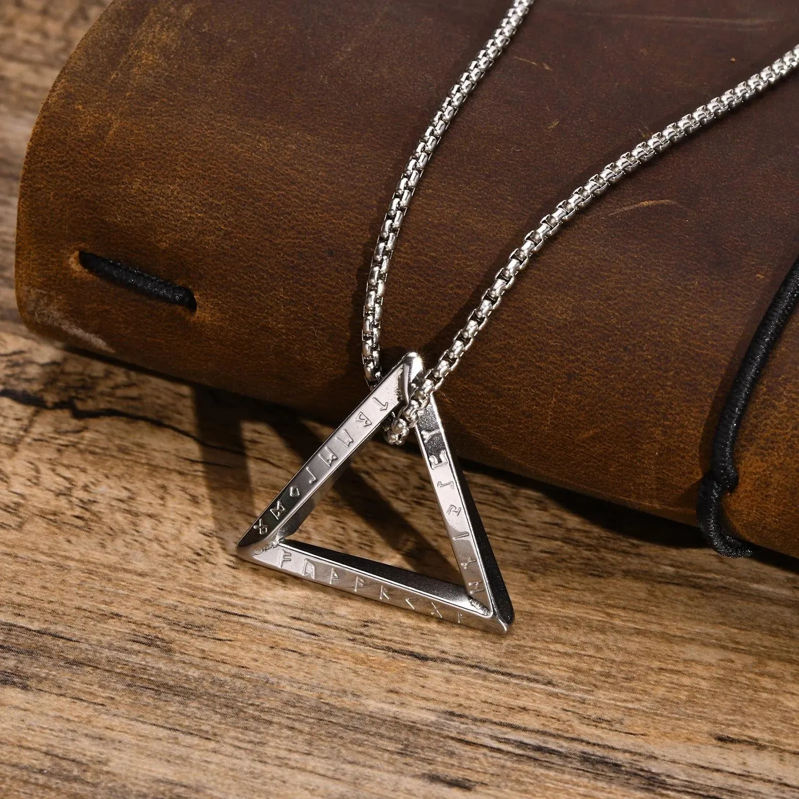 Men's Norse Viking Necklaces for Boys