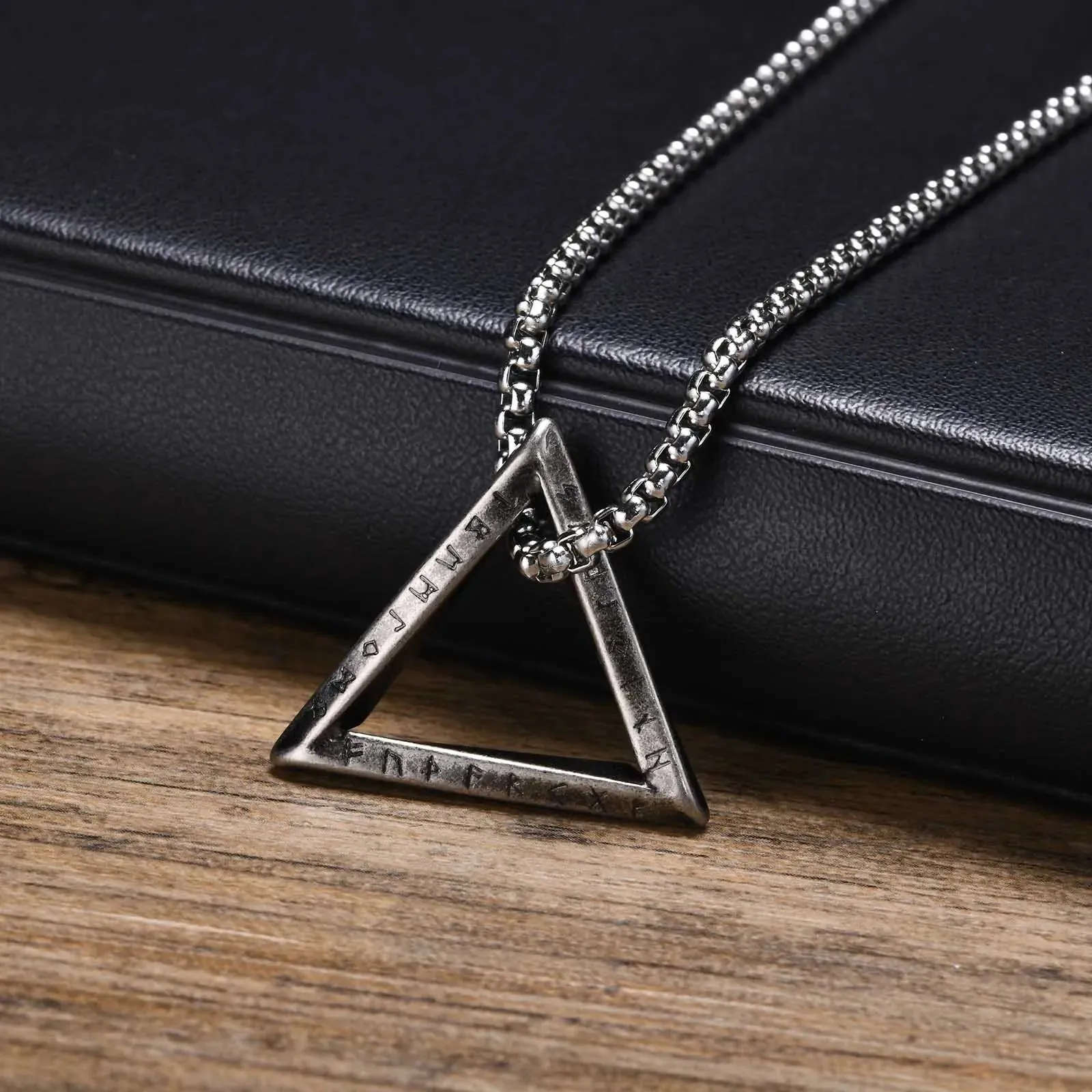 Men's Norse Viking Necklaces for Boys