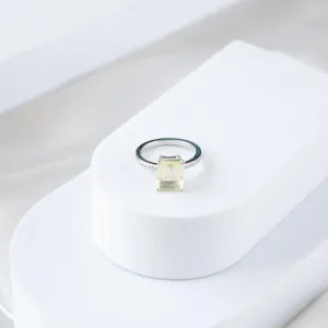 Modern Muse Lemon Quartz Ring