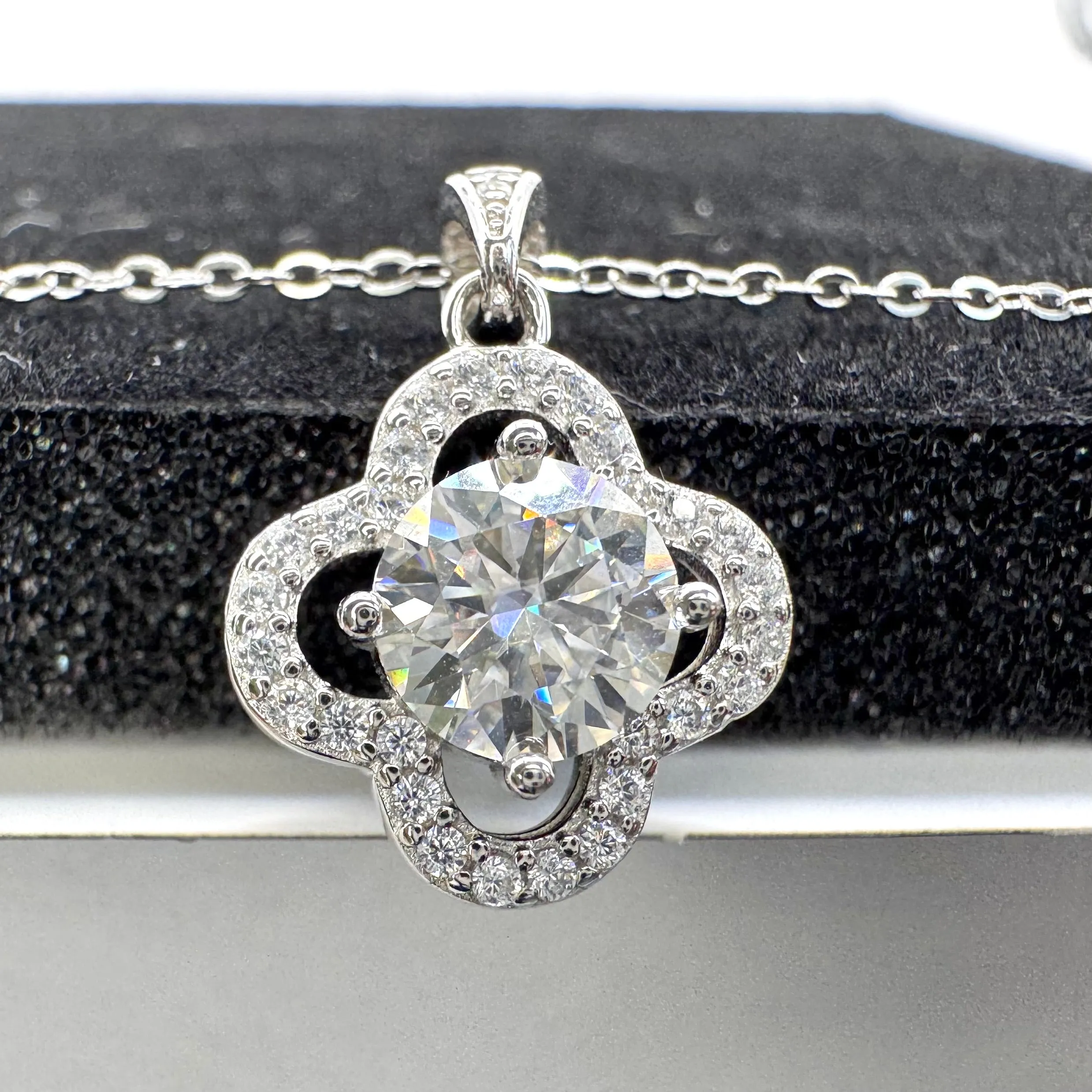 Moissanite Pendant Necklace for Women | 925 Sterling Silver with 18K Gold Plating | Clover Bloom Design