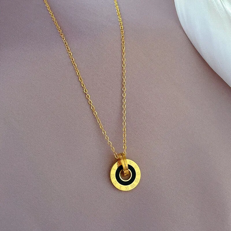 New Circle Roman Numerals Pendant Necklace