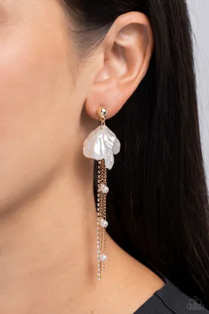 Paparazzi Graceful Gesture - Gold Post Earring  P5PO-GDXX-272XX