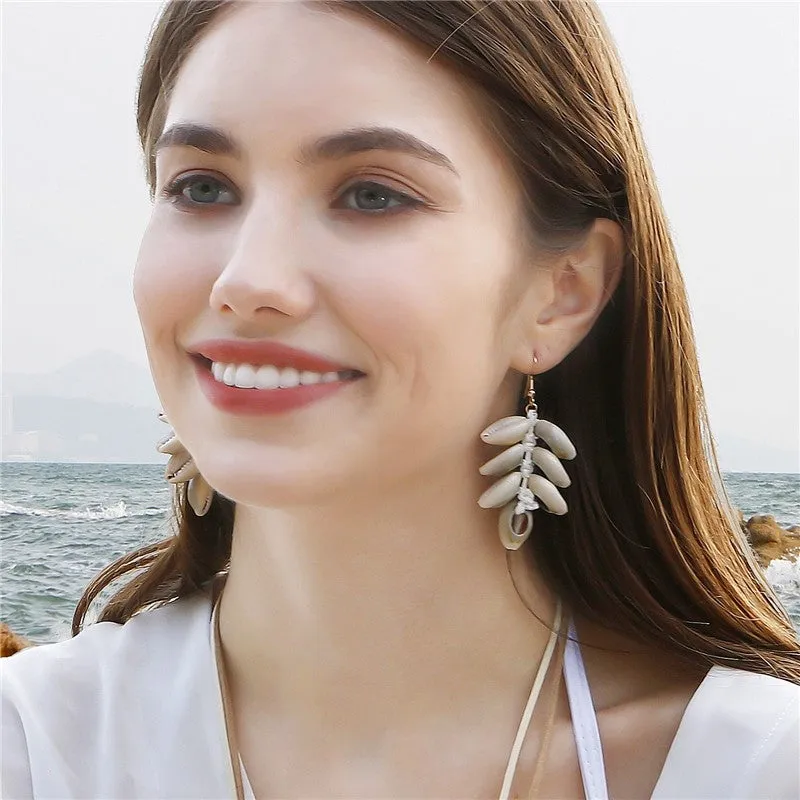 Retro Vacationshells Handcrafted Knitted Seashell Earrings