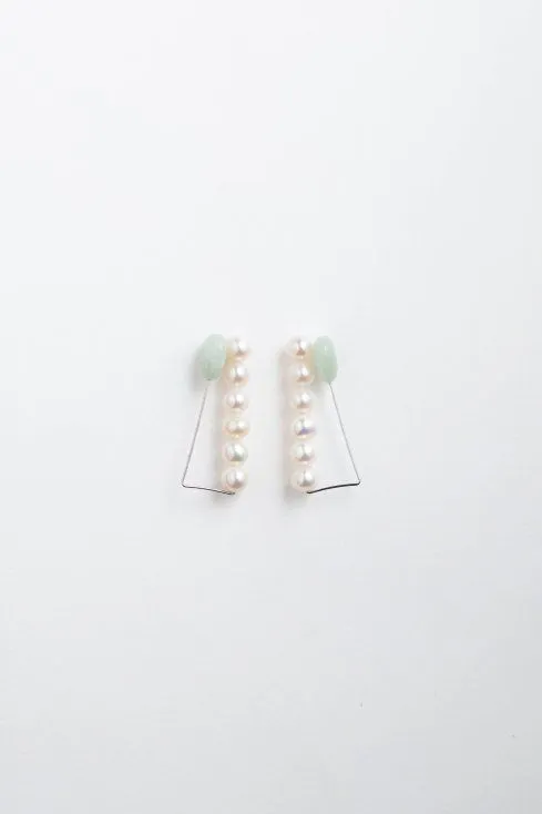 Reversible ear clip aventurine x white circle