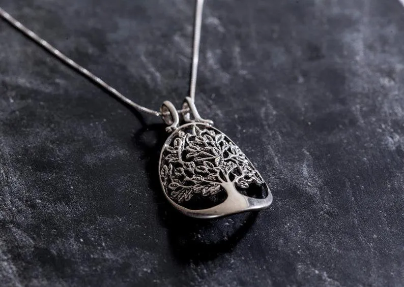 Silver Tree Necklace - Tree of Life Necklace - Family Tree Pendant