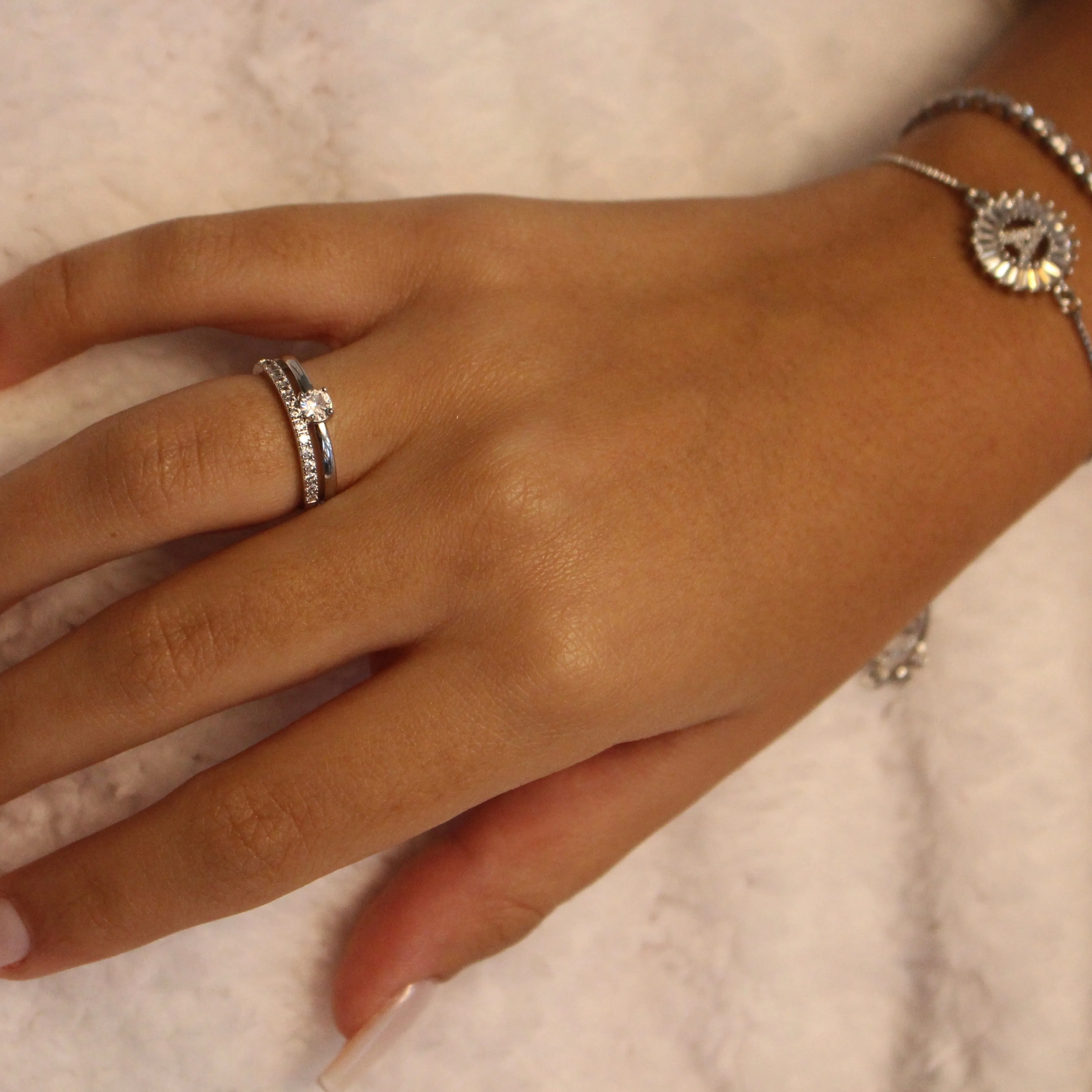 SOLITARY RING | White Rhodium Fourfold Plated