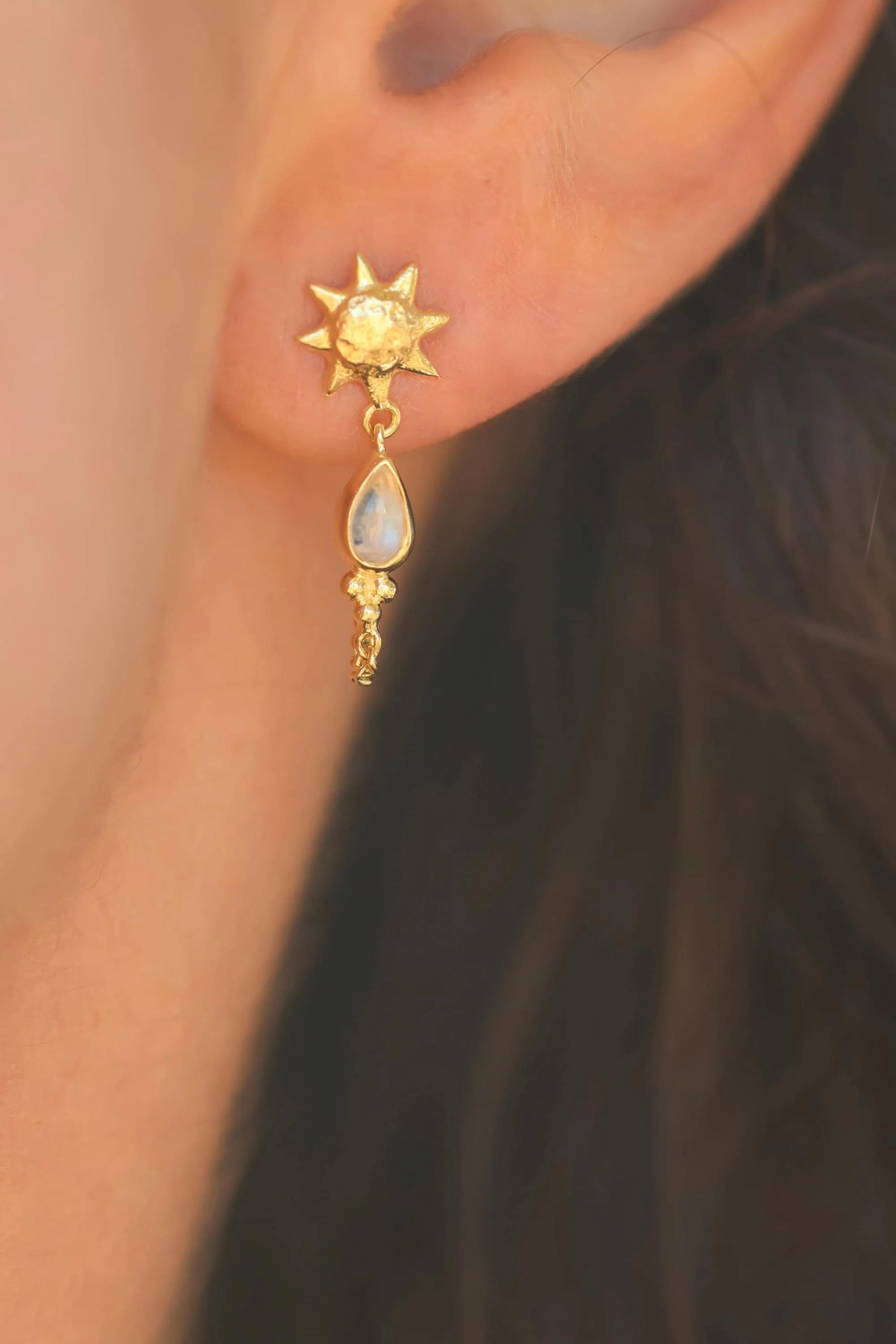 Sun Lover Gold Moonstone Studs
