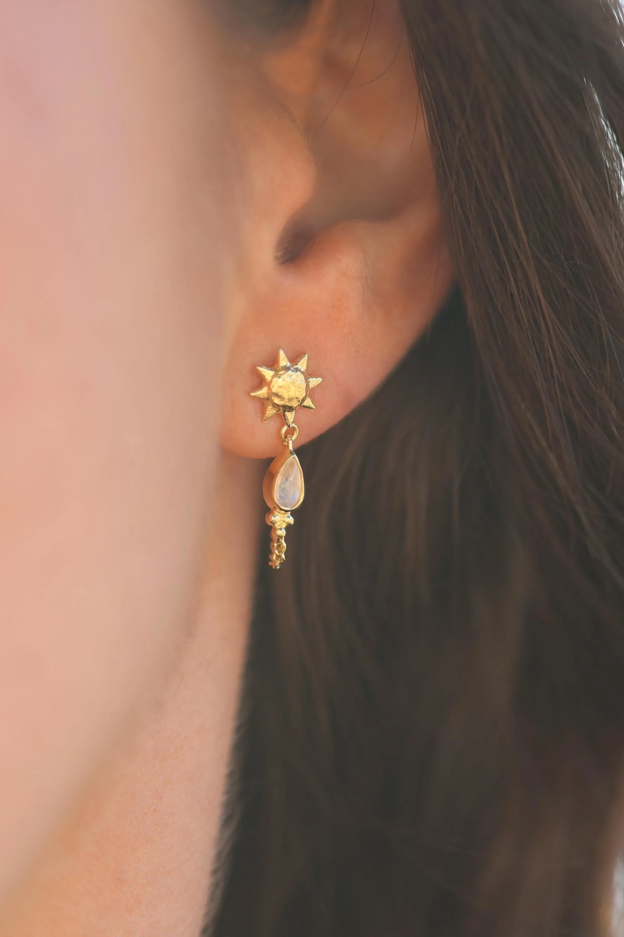 Sun Lover Gold Moonstone Studs