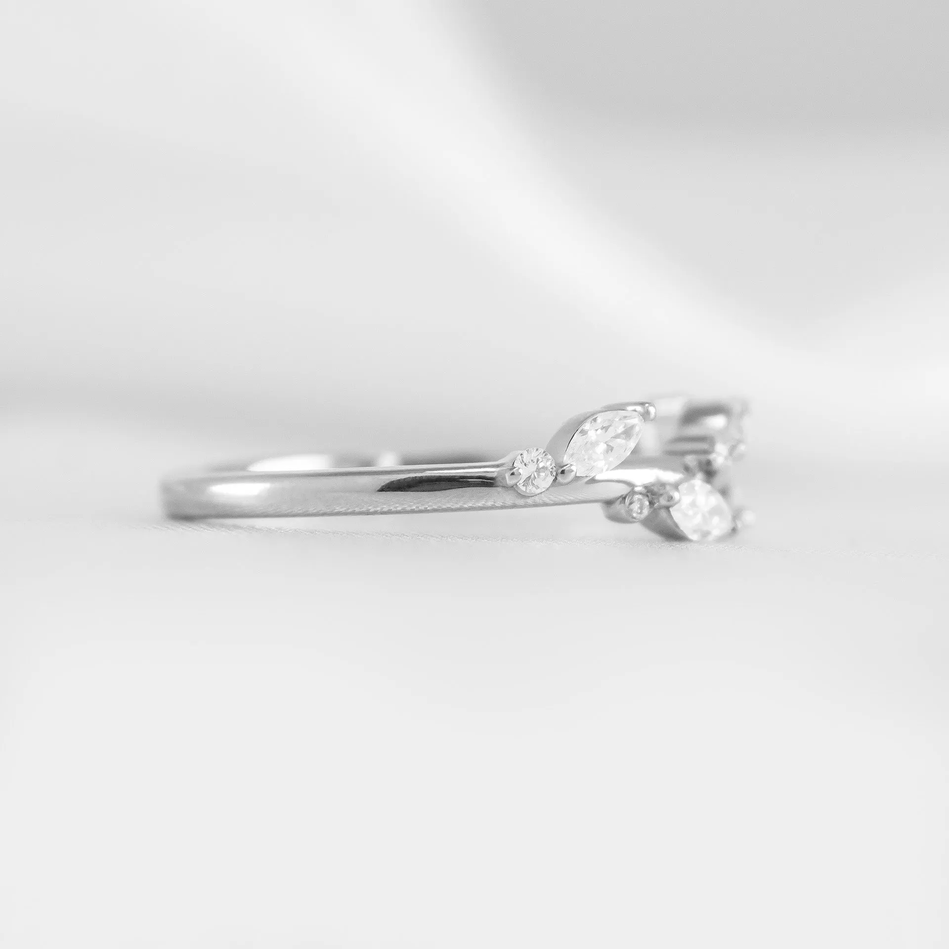 The Kaliko Diamond Wedding Ring