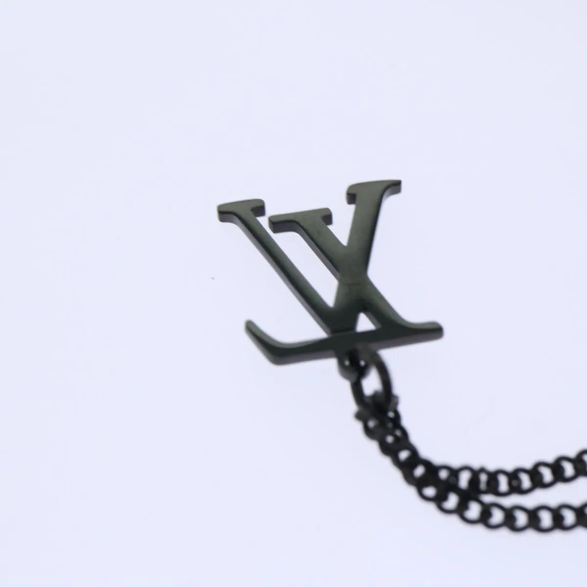 Trendy Inspired Louis Vuitton Adjustable Collier Lv Upside Down Necklace Black M62683 Auth 52449