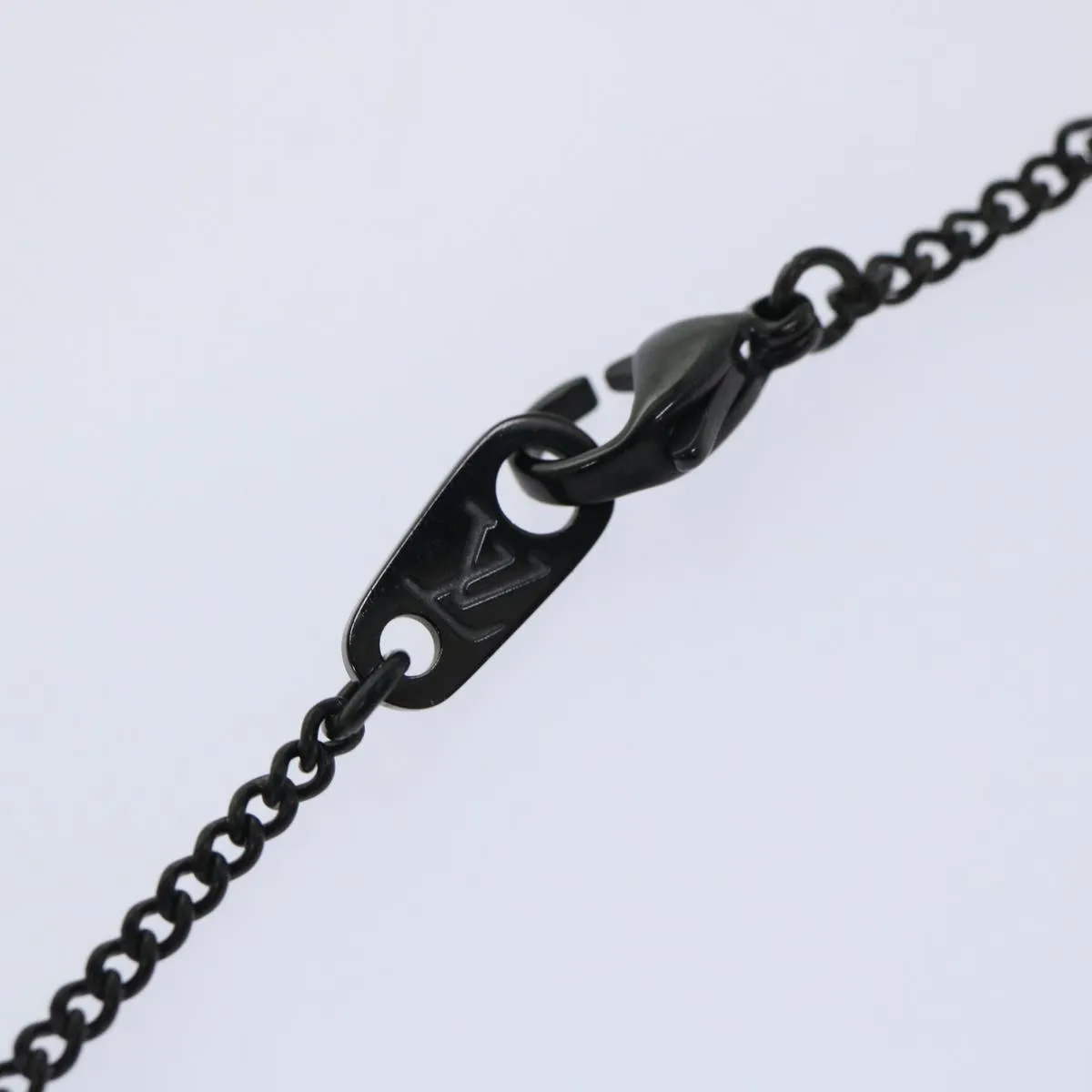 Trendy Inspired Louis Vuitton Adjustable Collier Lv Upside Down Necklace Black M62683 Auth 52449