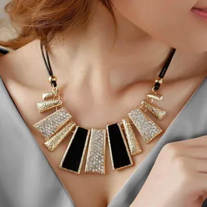 Vintage Diamante Geometric Pendant Hollow Necklace