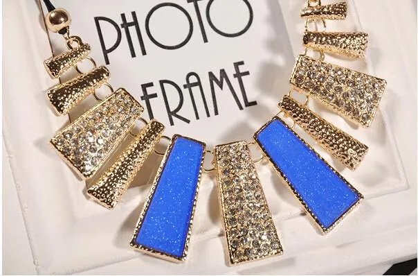 Vintage Diamante Geometric Pendant Hollow Necklace